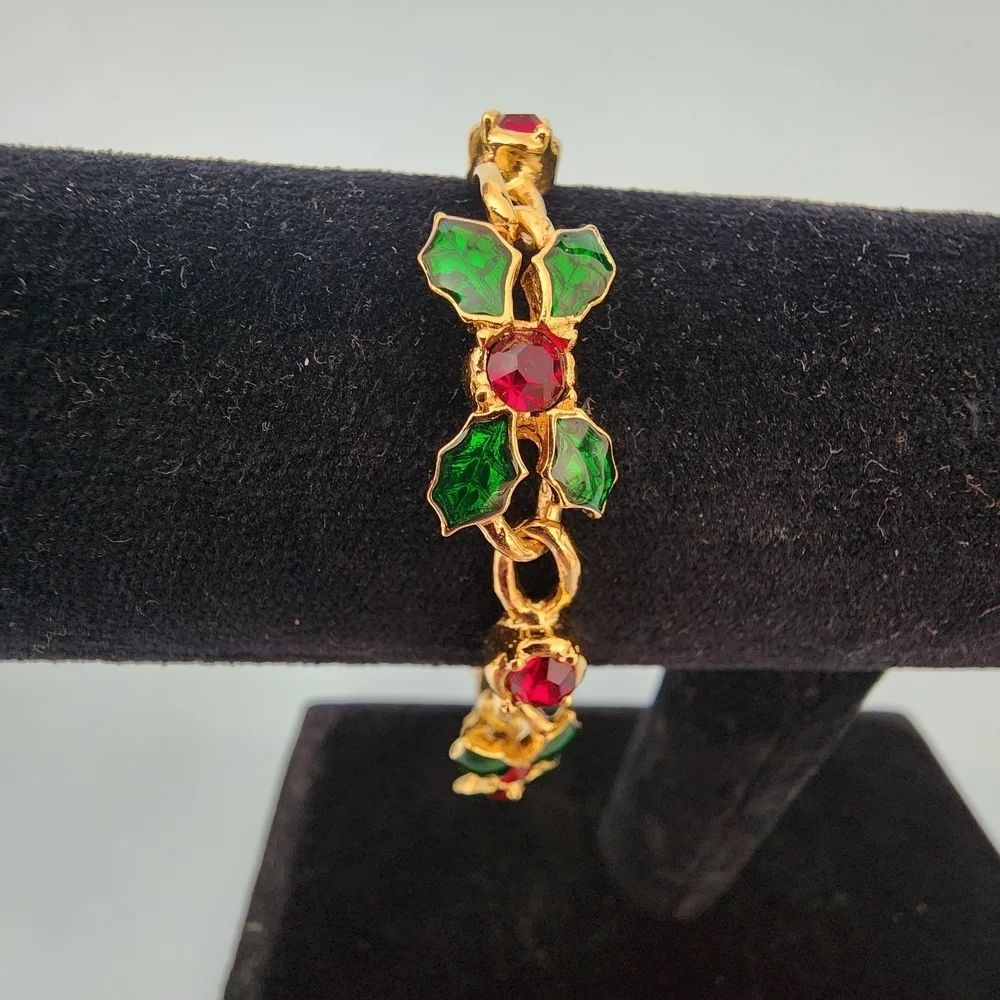 Elegant Gold and Green Bracelet with Red Accents